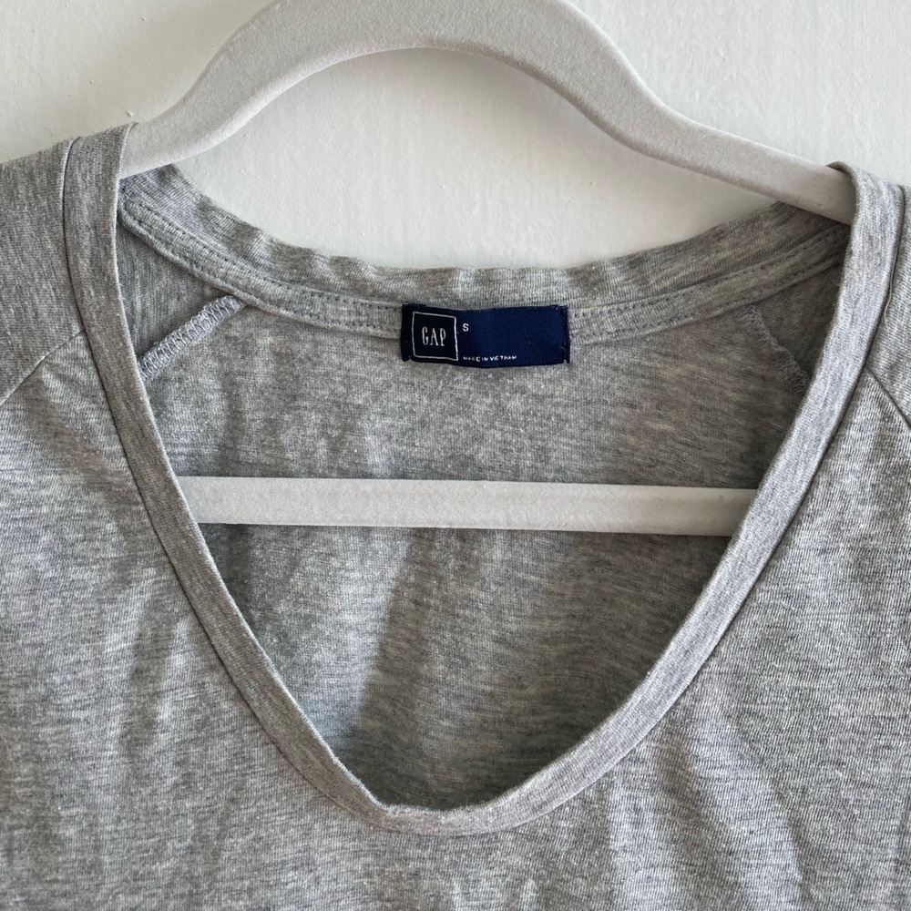 Gap tee - Picture 2 of 3
